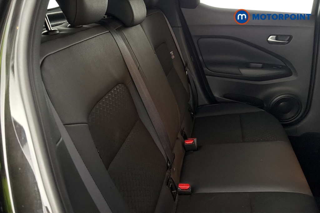 Nissan Juke N-Connecta Manual Petrol SUV - Stock Number (1685639) - 25th supplementary image