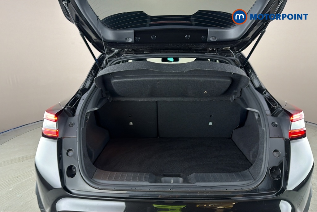 Nissan Juke N-Connecta Manual Petrol SUV - Stock Number (1685639) - 30th supplementary image