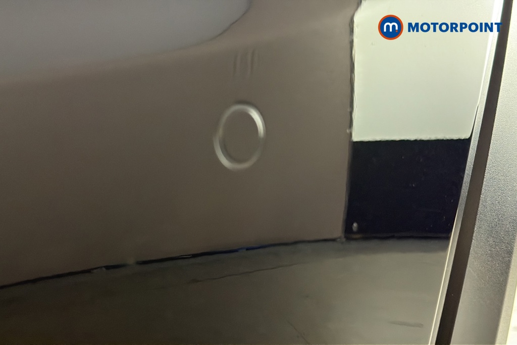 Nissan Juke N-Connecta Manual Petrol SUV - Stock Number (1685639) - 38th supplementary image
