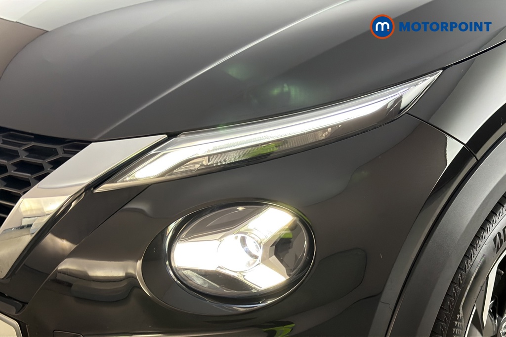 Nissan Juke N-Connecta Manual Petrol SUV - Stock Number (1685639) - 42nd supplementary image