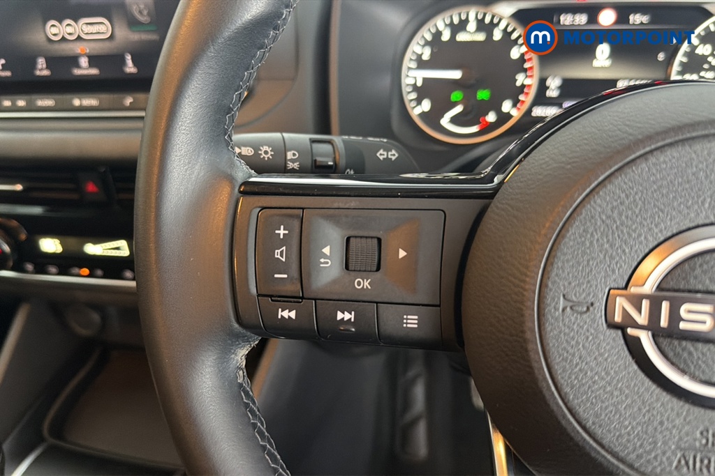 Nissan Qashqai Acenta Premium Manual Petrol SUV - Stock Number (1686544) - 4th supplementary image