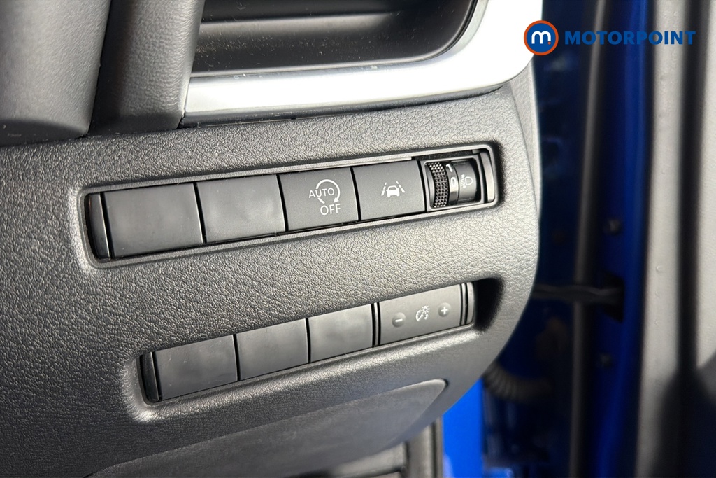 Nissan Qashqai Acenta Premium Manual Petrol SUV - Stock Number (1686544) - 11th supplementary image