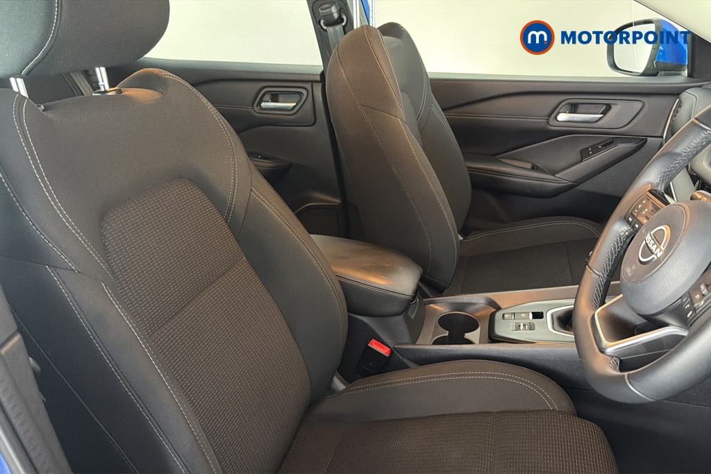 Nissan Qashqai Acenta Premium Manual Petrol SUV - Stock Number (1686544) - 22nd supplementary image