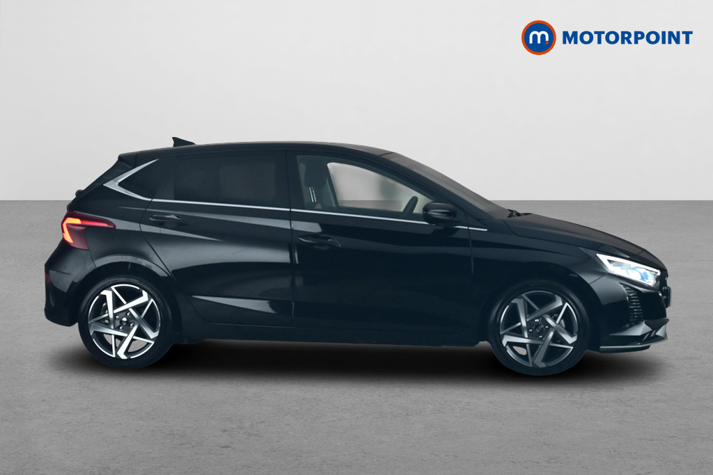 Hyundai I20 Tech Line Automatic Petrol Hatchback - Stock Number (1686701) - Passenger side