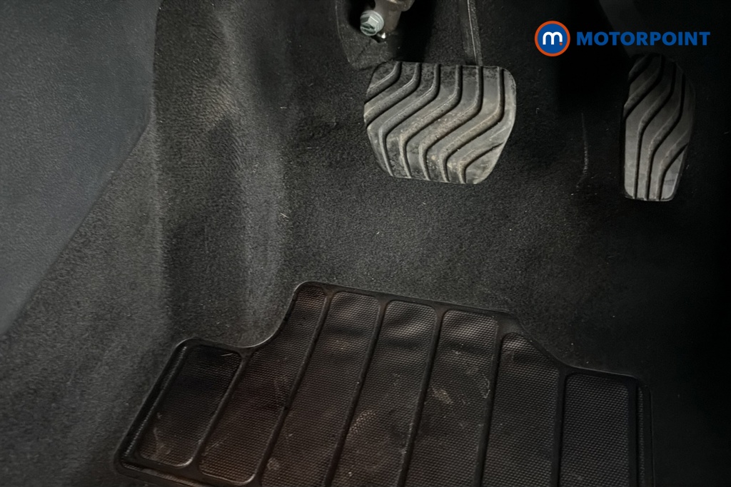 Nissan Juke Acenta Premium Automatic Petrol SUV - Stock Number (1687089) - 24th supplementary image