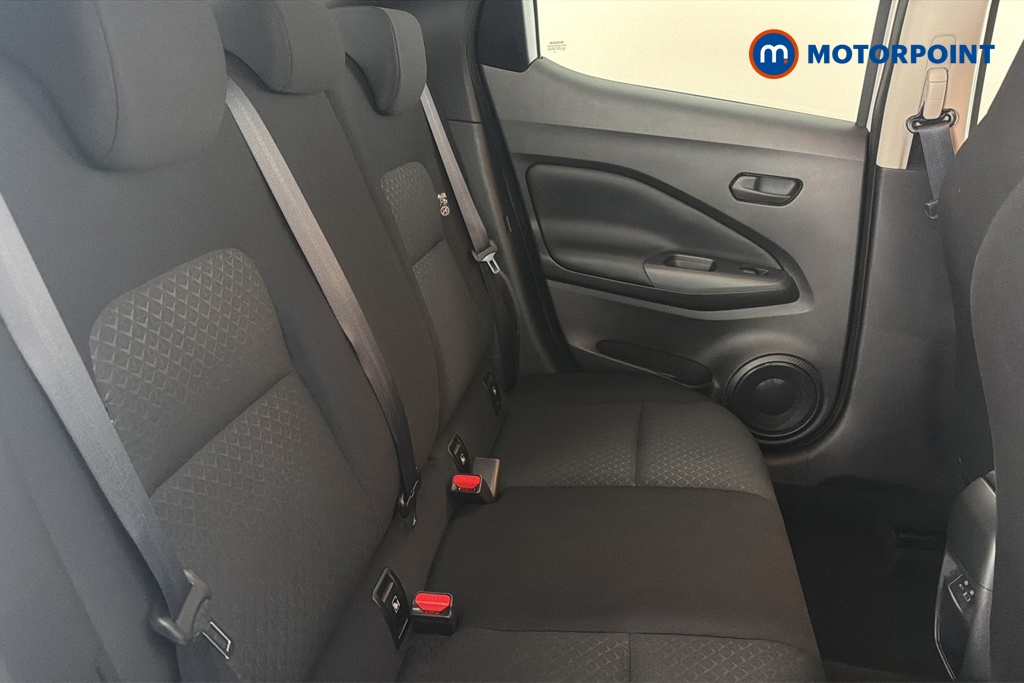 Nissan Juke Acenta Premium Automatic Petrol SUV - Stock Number (1687096) - 25th supplementary image