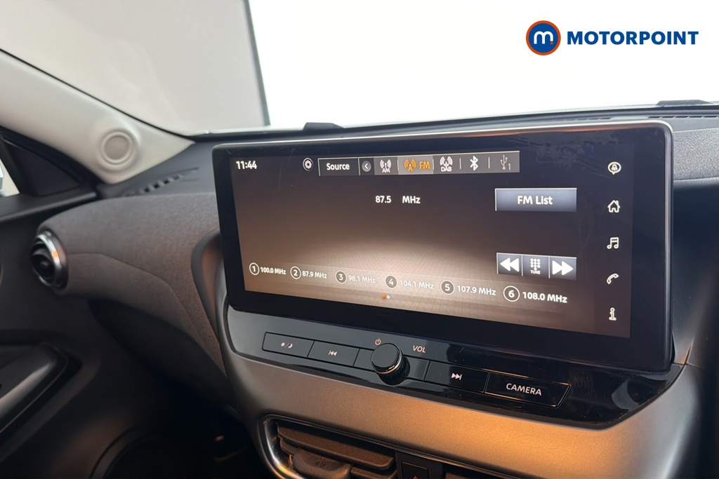 Nissan Juke Acenta Premium Automatic Petrol SUV - Stock Number (1687111) - 8th supplementary image