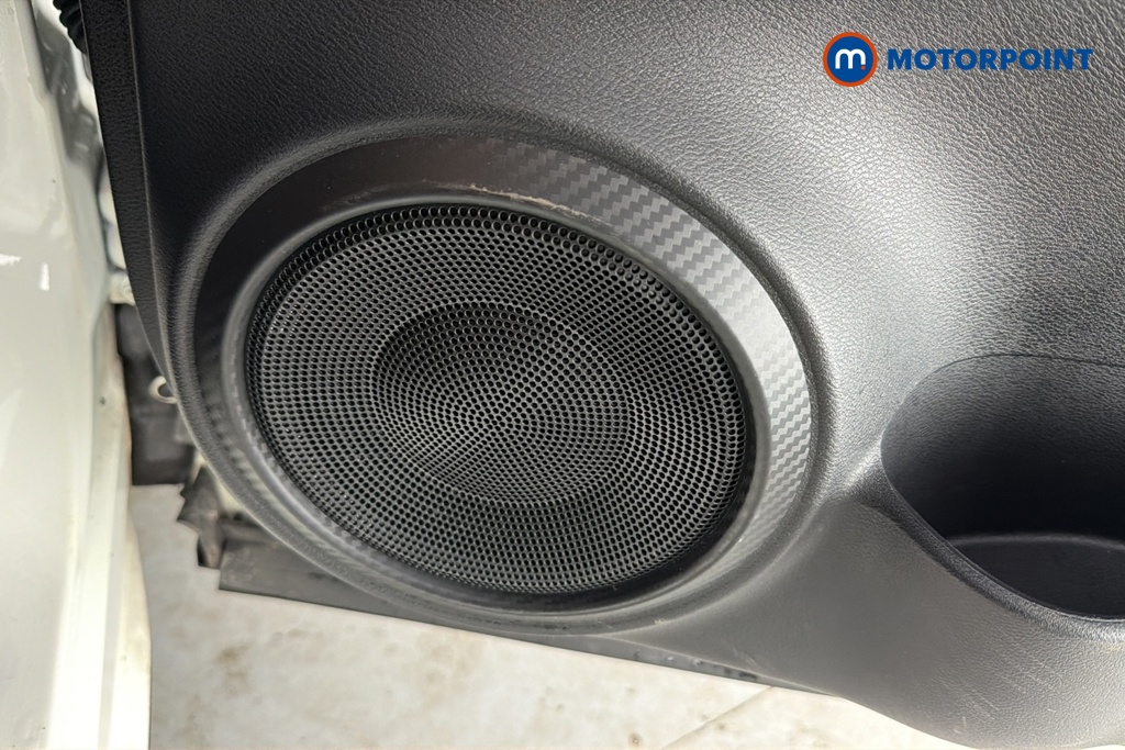 Nissan Juke Acenta Premium Automatic Petrol SUV - Stock Number (1687111) - 21st supplementary image