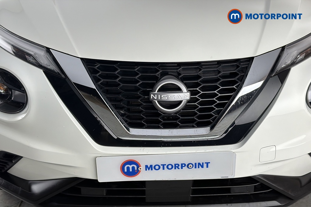 Nissan Juke Acenta Premium Automatic Petrol SUV - Stock Number (1687111) - 43rd supplementary image