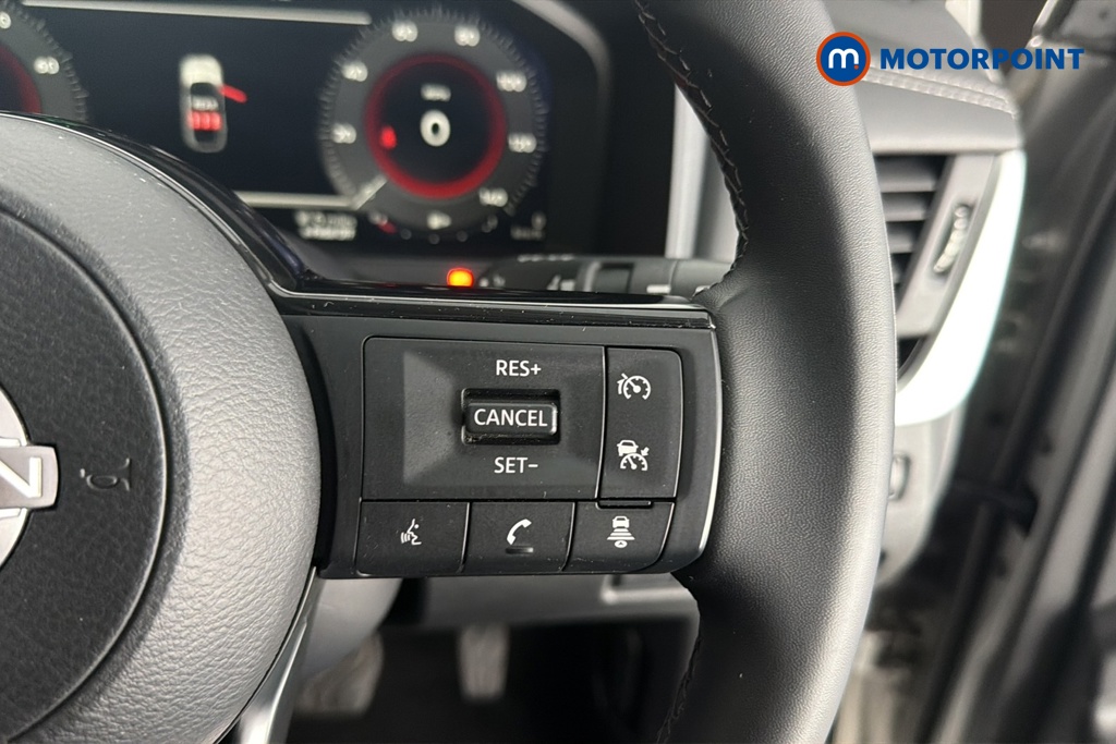 Nissan Qashqai N-Connecta Automatic Petrol-Electric Hybrid SUV - Stock Number (1687113) - 3rd supplementary image