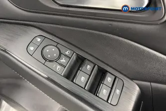 Nissan Qashqai N-Connecta Automatic Petrol-Electric Hybrid SUV - Stock Number (1687113) - 19th supplementary image