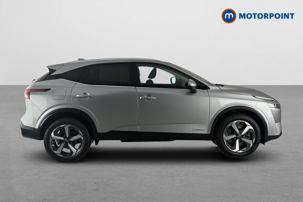 Nissan Qashqai N-Connecta Automatic Petrol-Electric Hybrid SUV - Stock Number (1687113) - Passenger side