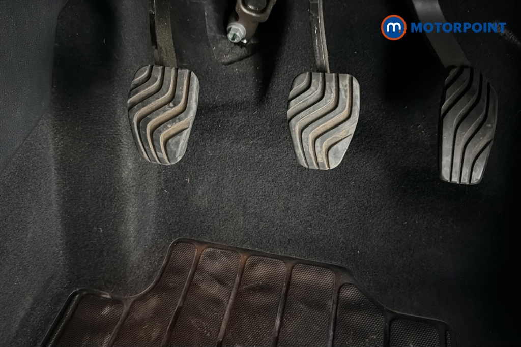 Nissan Juke Acenta Premium Manual Petrol SUV - Stock Number (1687119) - 24th supplementary image