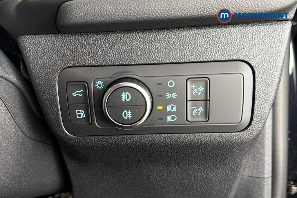 Ford Kuga Black Package Edition Automatic Petrol Plug-In Hybrid SUV - Stock Number (1687252) - 11th supplementary image