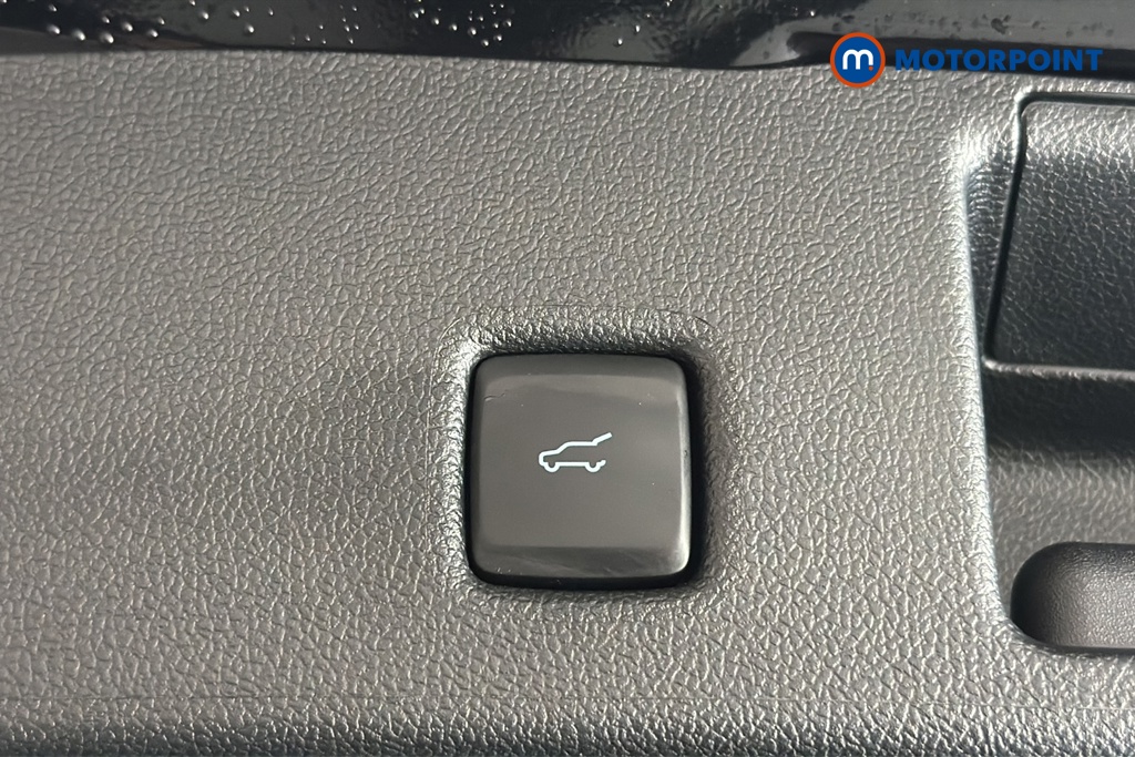 Ford Kuga Black Package Edition Automatic Petrol Plug-In Hybrid SUV - Stock Number (1687252) - 35th supplementary image