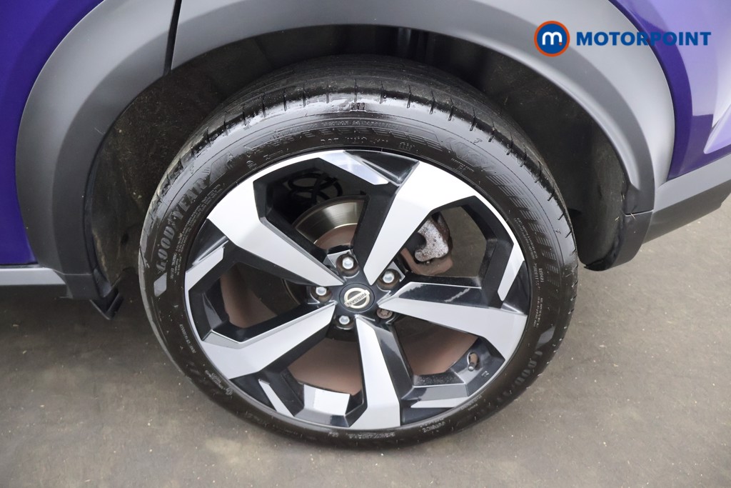 Nissan Juke Tekna Manual Petrol SUV - Stock Number (1687323) - 2nd supplementary image