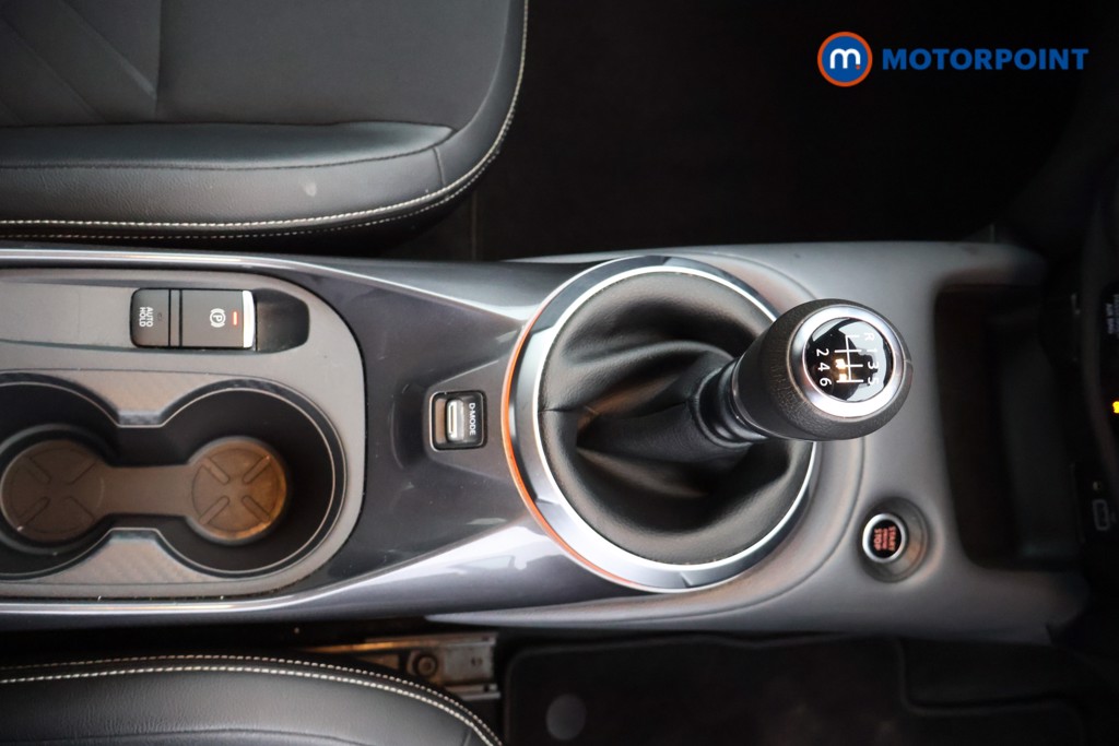 Nissan Juke Tekna Manual Petrol SUV - Stock Number (1687323) - 13th supplementary image