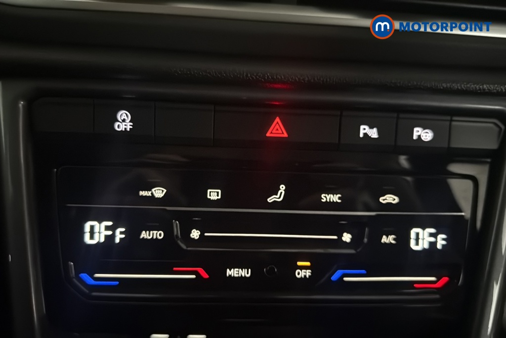 Volkswagen T-Roc Style Automatic Petrol SUV - Stock Number (1687577) - 12th supplementary image