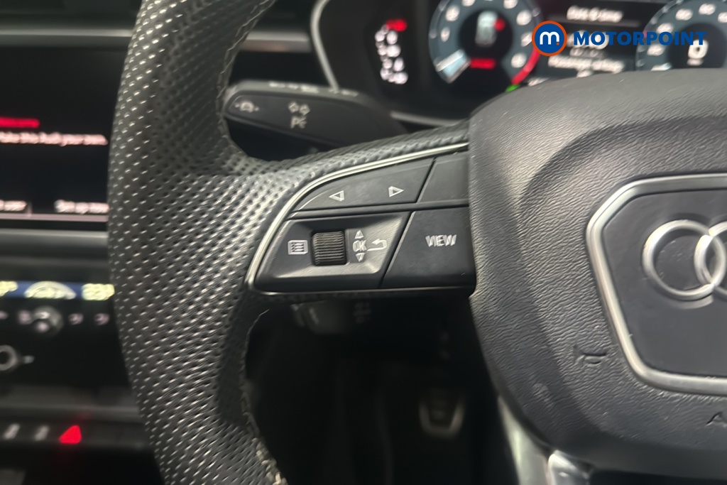 Audi Q3 Black Edition Manual Petrol SUV - Stock Number (1687736) - 4th supplementary image