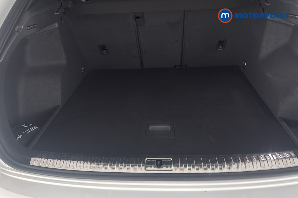 Audi Q3 Black Edition Manual Petrol SUV - Stock Number (1687736) - 30th supplementary image
