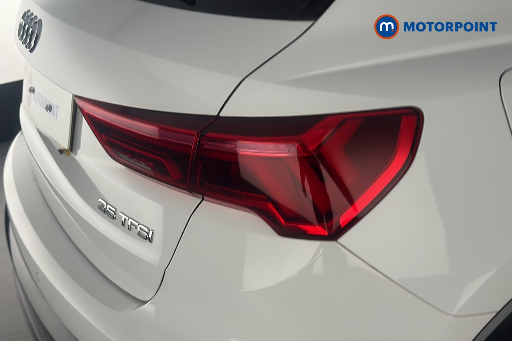 Audi Q3 Black Edition Manual Petrol SUV - Stock Number (1687736) - 36th supplementary image