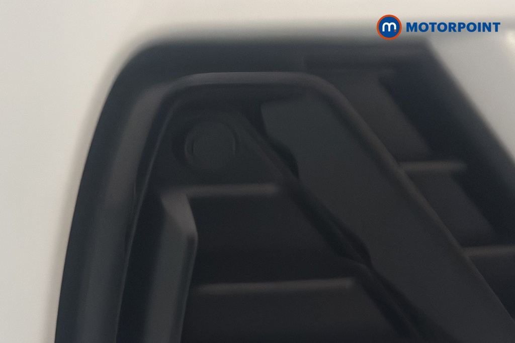 Audi Q3 Black Edition Manual Petrol SUV - Stock Number (1687736) - 38th supplementary image