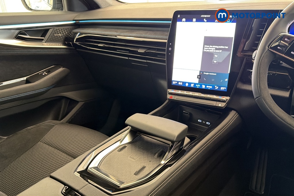 Renault Austral Iconic Esprit Alpine Automatic Petrol-Electric Hybrid SUV - Stock Number (1688160) - 15th supplementary image