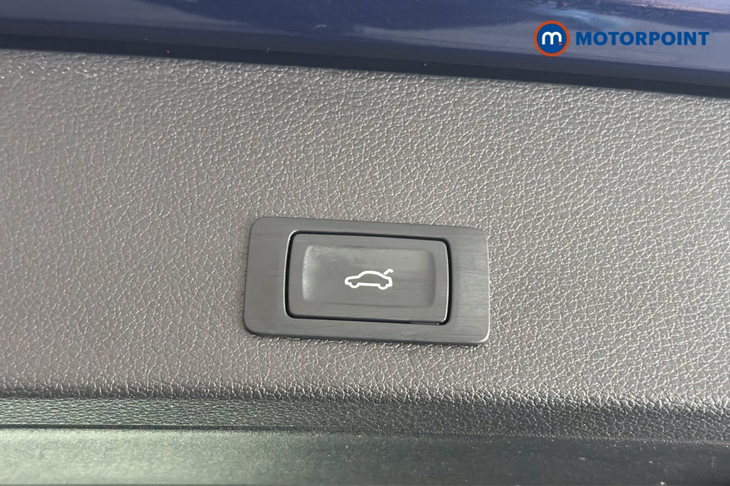 Audi Q2 S Line Automatic Petrol SUV - Stock Number (1688288) - 35th supplementary image