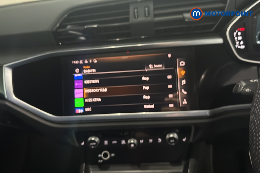 Audi Q3 Black Edition Automatic Petrol SUV - Stock Number (1688343) - 8th supplementary image