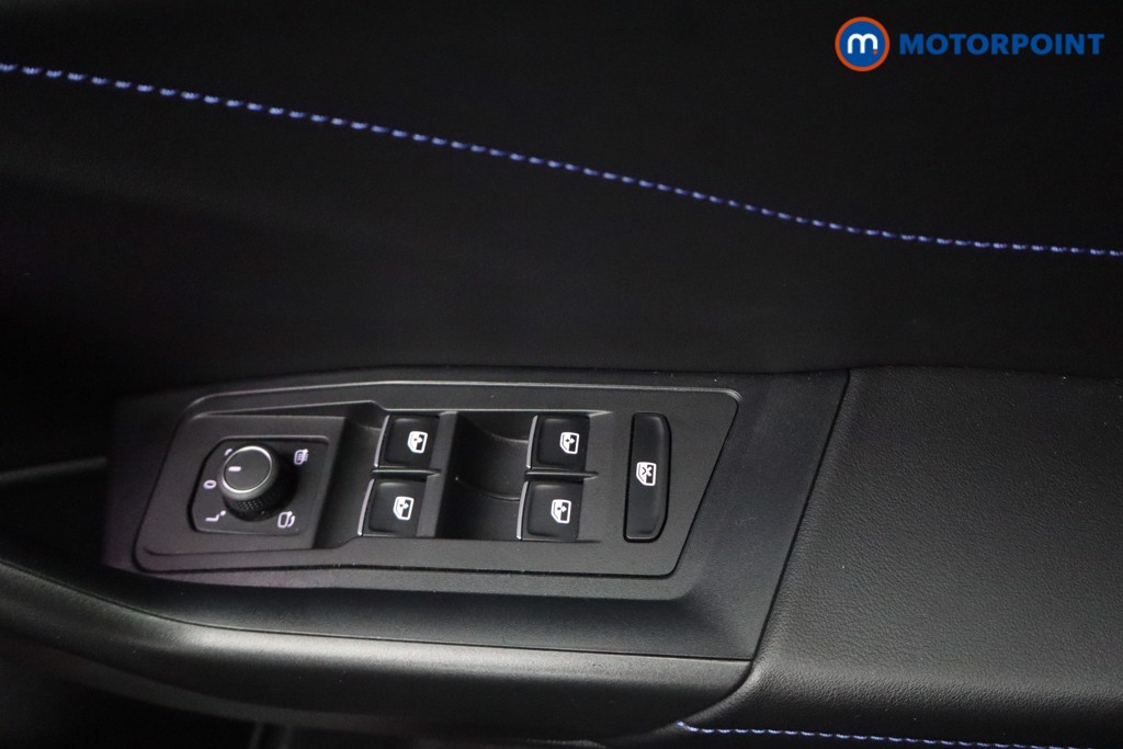 Volkswagen T-Roc R Automatic Petrol SUV - Stock Number (1688563) - 16th supplementary image