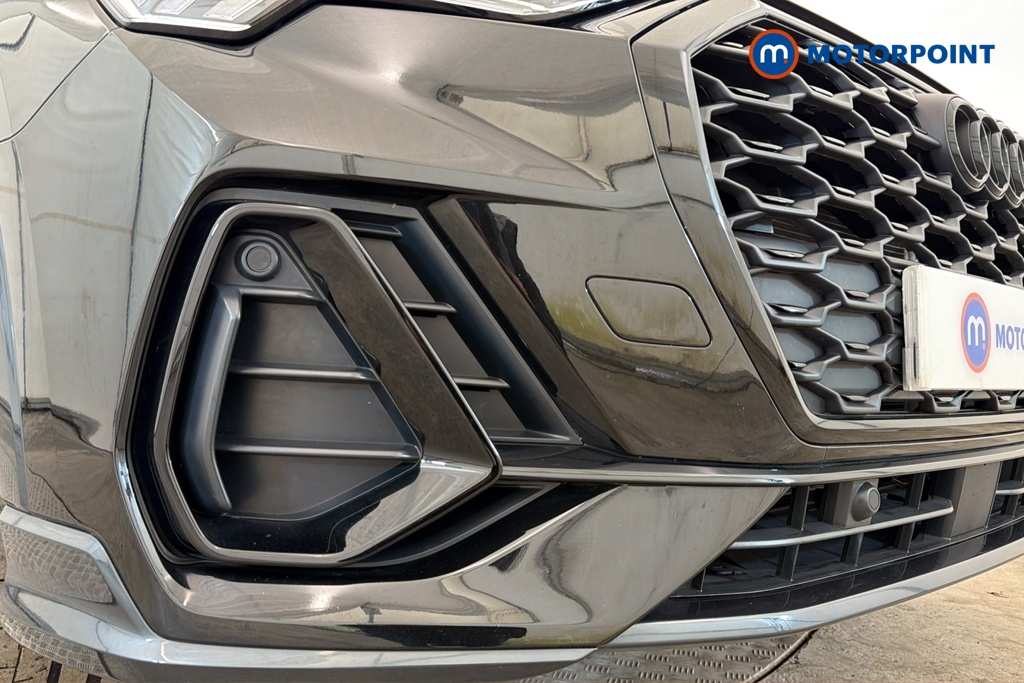 Audi Q3 Black Edition Automatic Petrol SUV - Stock Number (1688574) - 38th supplementary image
