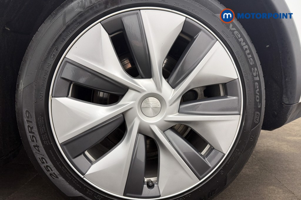 Tesla Model Y Long Range Automatic Electric SUV - Stock Number (1634171) - 13th supplementary image