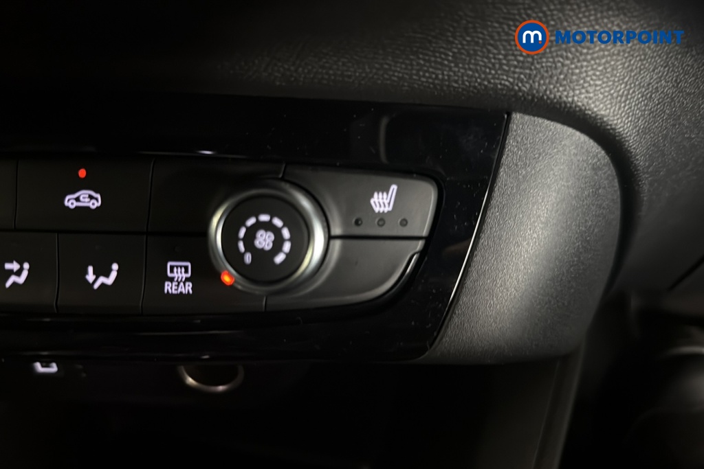 Vauxhall Corsa YES Manual Petrol Hatchback - Stock Number (1639813) - 14th supplementary image
