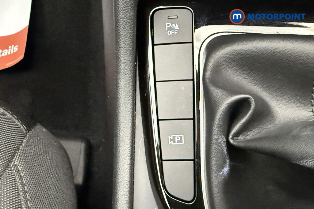Hyundai Tucson Se Connect Manual Petrol SUV - Stock Number (1653923) - 16th supplementary image