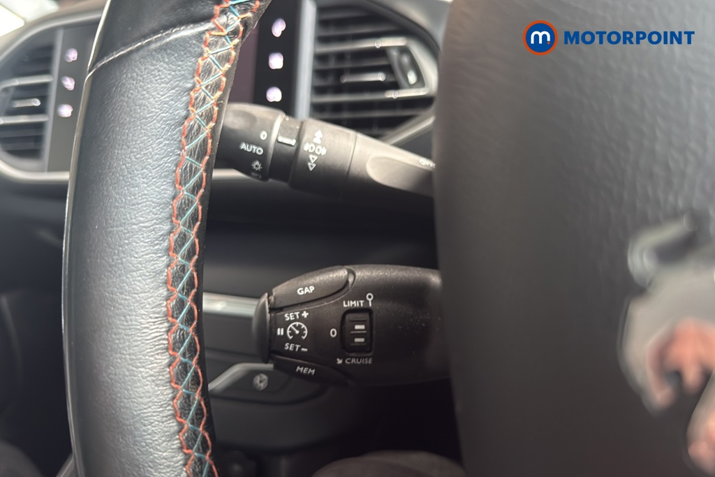 Peugeot 308 Tech Edition Manual Petrol Estate - Stock Number (1658304) - 5th supplementary image