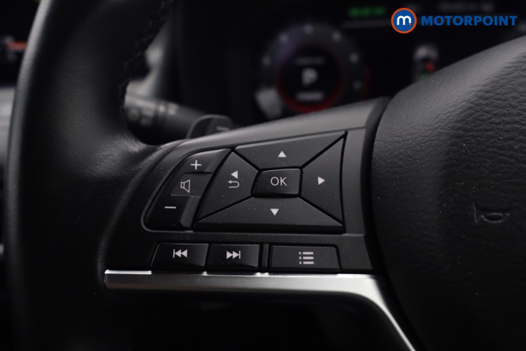 Nissan Juke N-Connecta Automatic Petrol SUV - Stock Number (1667434) - 3rd supplementary image