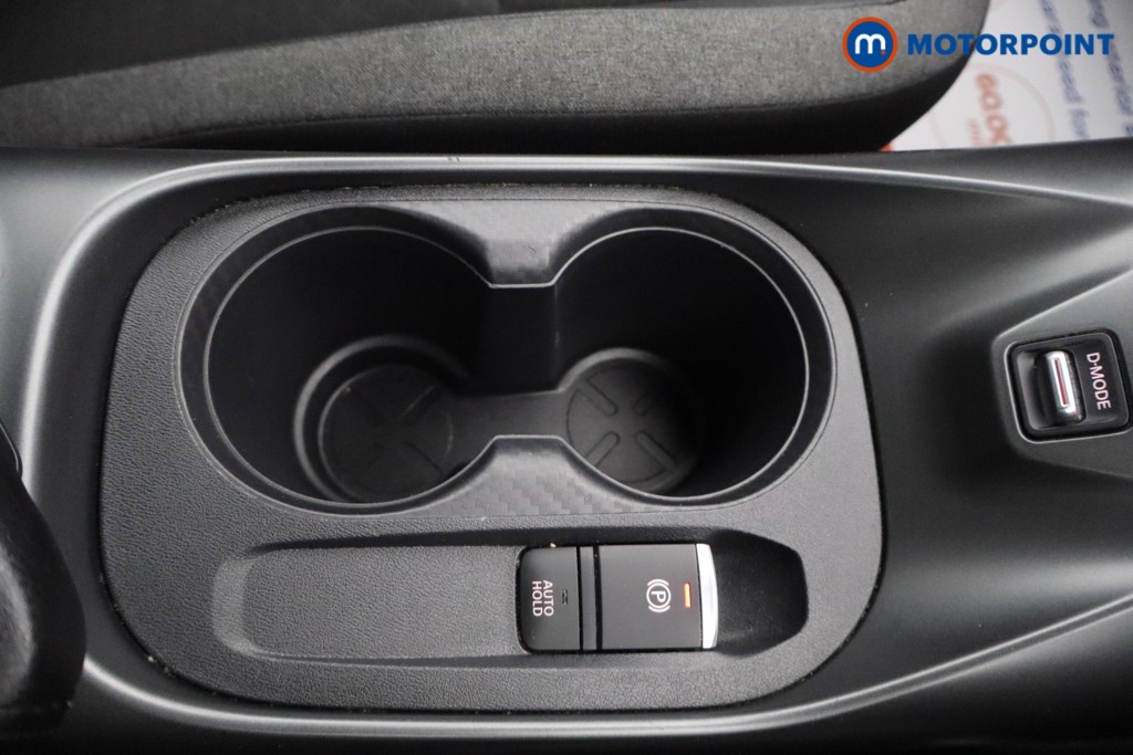 Nissan Juke N-Connecta Automatic Petrol SUV - Stock Number (1667434) - 15th supplementary image