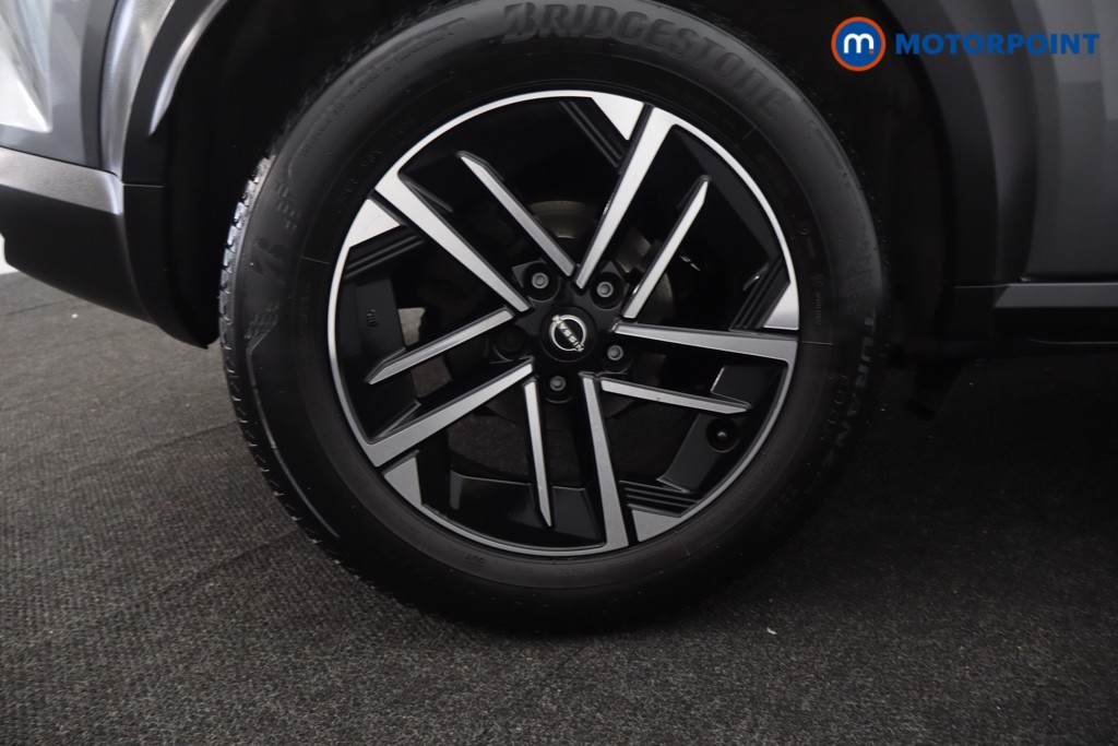 Nissan Juke N-Connecta Automatic Petrol SUV - Stock Number (1667434) - 24th supplementary image