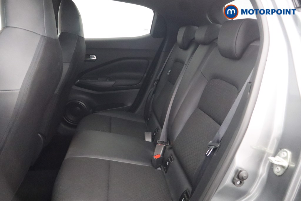 Nissan Juke N-Connecta Automatic Petrol SUV - Stock Number (1667434) - 27th supplementary image