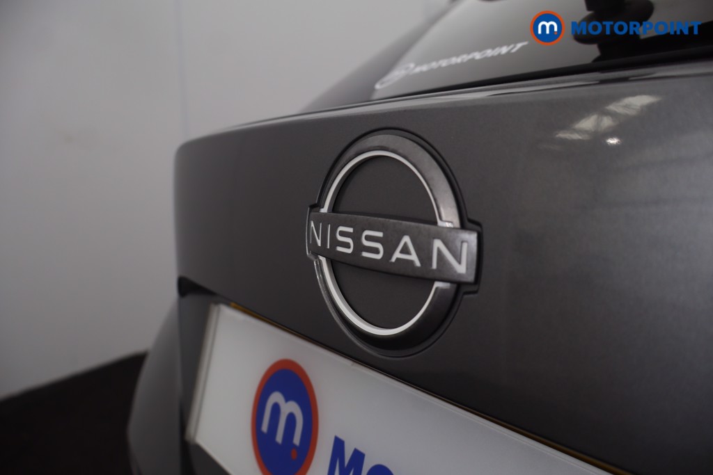 Nissan Juke N-Connecta Automatic Petrol SUV - Stock Number (1667434) - 38th supplementary image