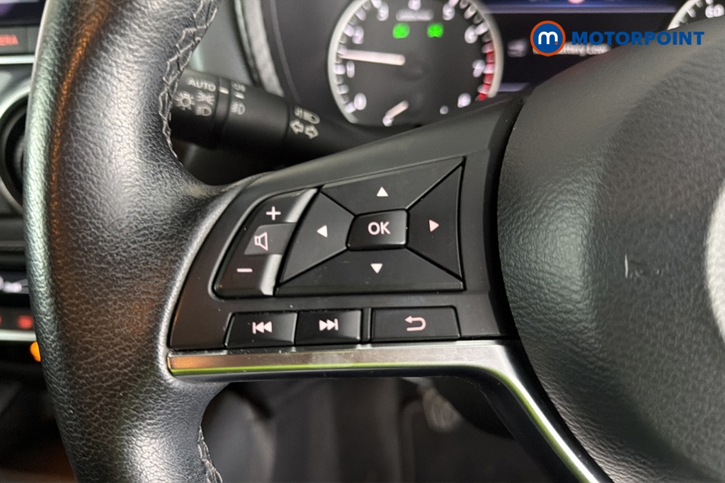 Nissan Juke Enigma Manual Petrol SUV - Stock Number (1675720) - 4th supplementary image