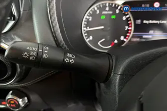 Nissan Juke Enigma Manual Petrol SUV - Stock Number (1675720) - 5th supplementary image