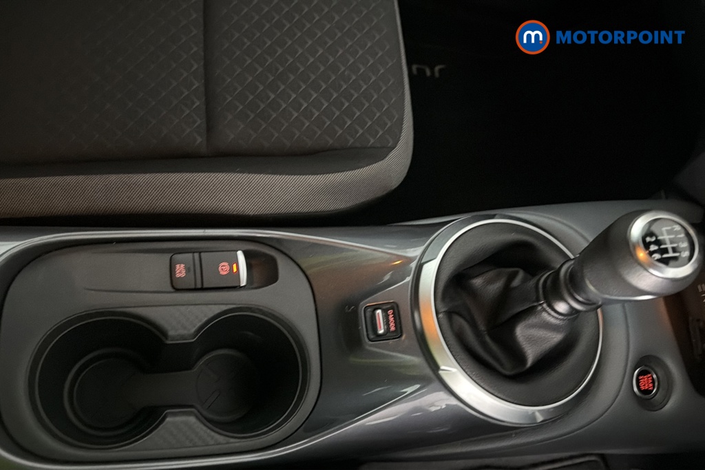 Nissan Juke Enigma Manual Petrol SUV - Stock Number (1675720) - 15th supplementary image