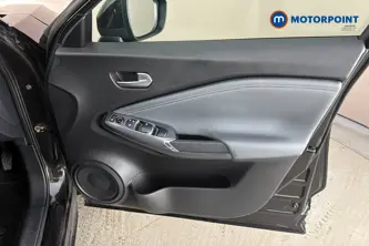 Nissan Juke Enigma Manual Petrol SUV - Stock Number (1675720) - 18th supplementary image