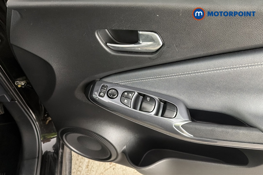 Nissan Juke Enigma Manual Petrol SUV - Stock Number (1675720) - 19th supplementary image