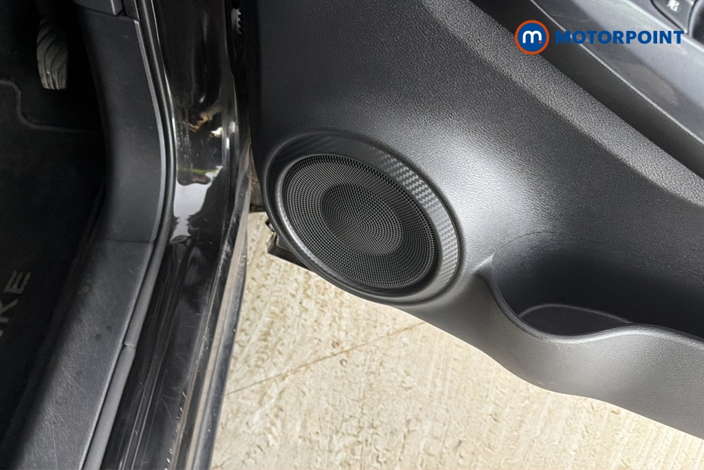 Nissan Juke Enigma Manual Petrol SUV - Stock Number (1675720) - 21st supplementary image