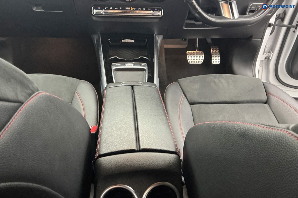Mercedes-Benz GLB Amg Line Automatic Diesel SUV - Stock Number (1676444) - 11th supplementary image