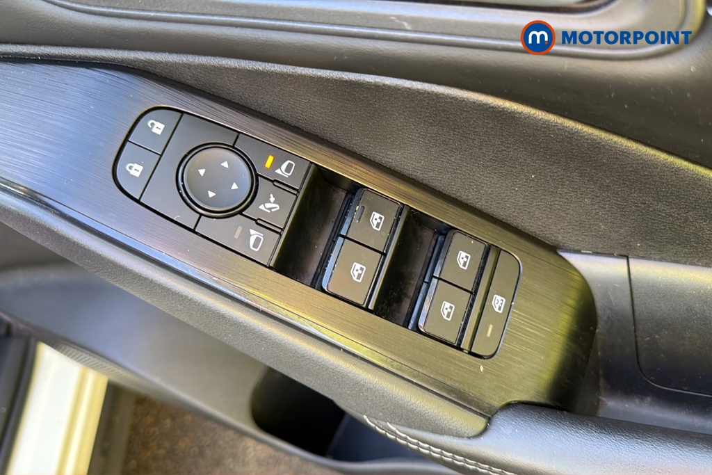 Nissan Qashqai Acenta Premium Automatic Petrol SUV - Stock Number (1677107) - 19th supplementary image