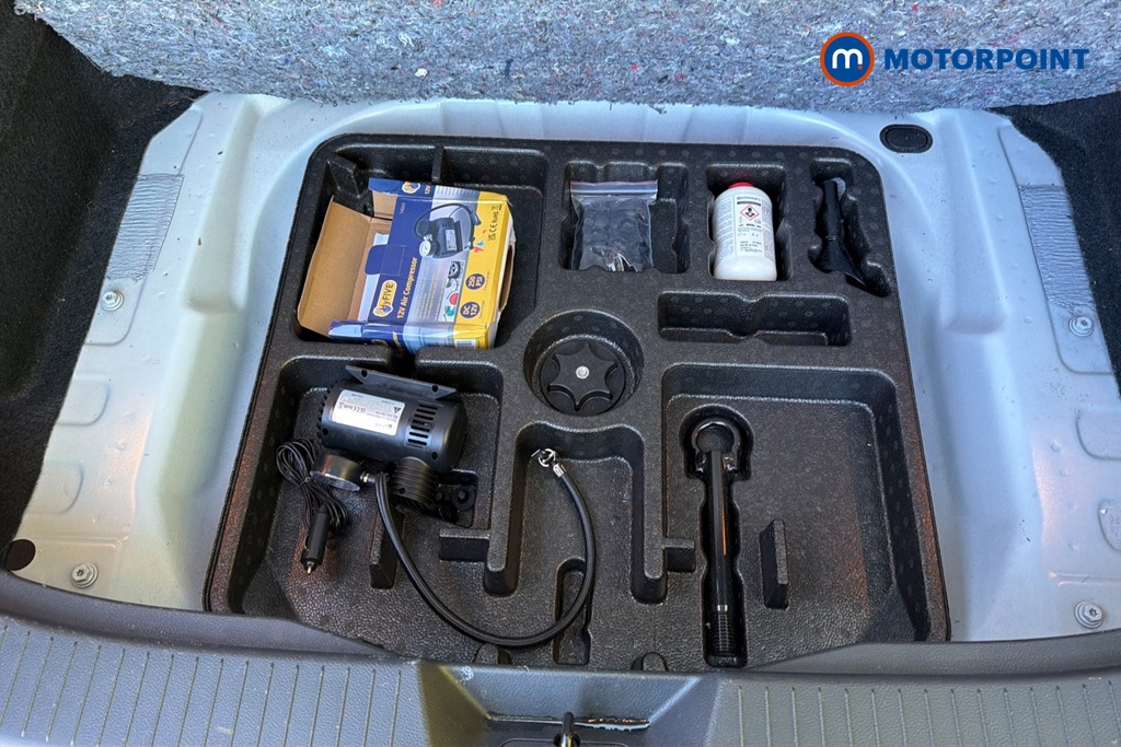 Nissan Qashqai Acenta Premium Automatic Petrol SUV - Stock Number (1677107) - 33rd supplementary image