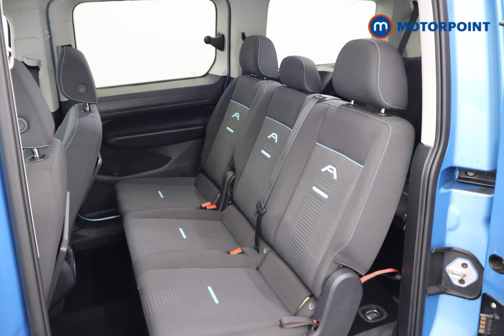 Ford Grand Tourneo Connect Active Automatic Diesel People Carrier - Stock Number (1677585) - 22nd supplementary image